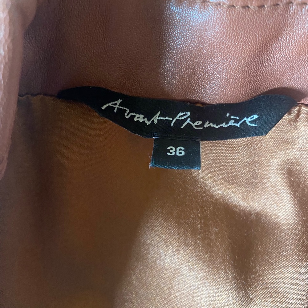 Leather Jacket! - Picture 6 of 6